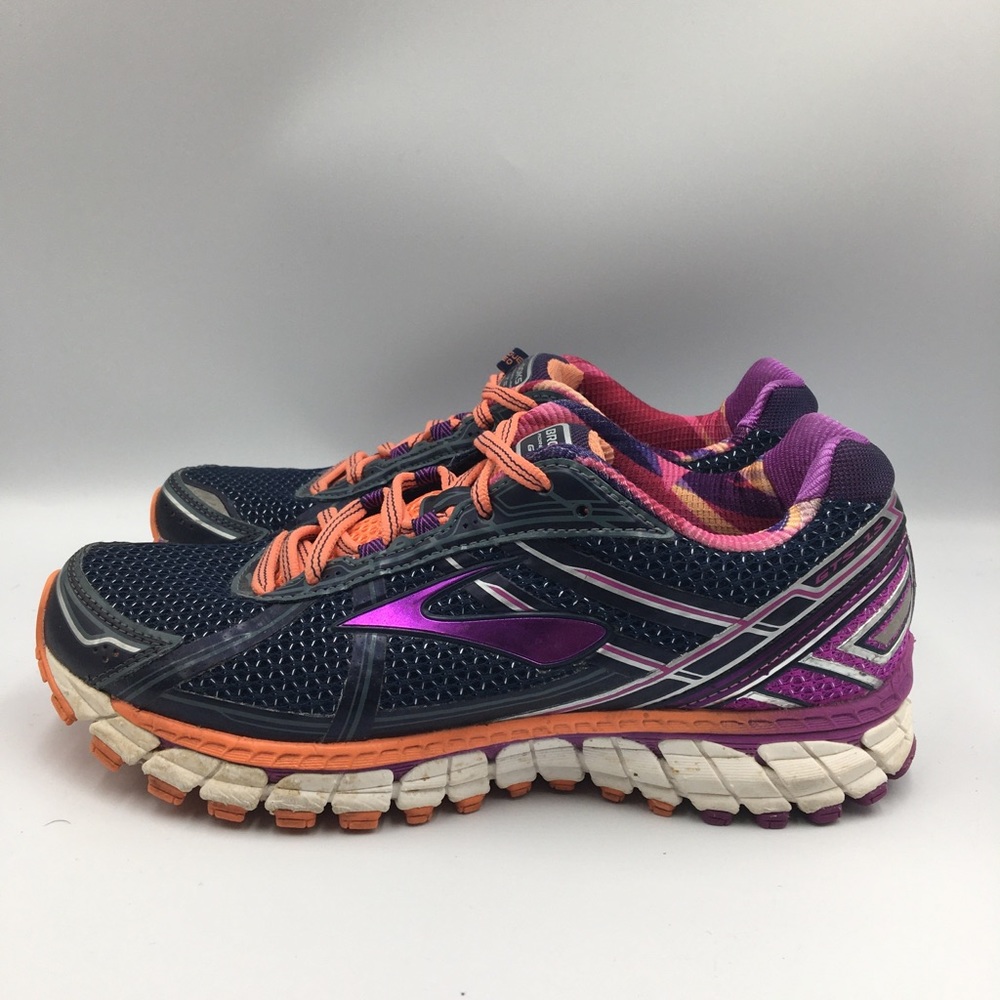 Brooks Adrenaline GTS 15 Women's Size 8